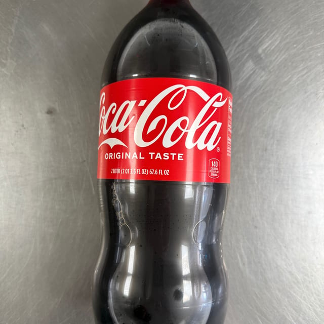 2 Liter Coke.
