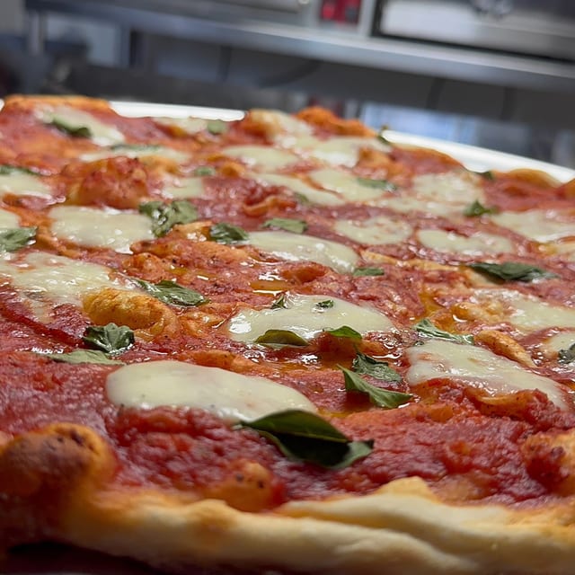 Margherita Pizza.